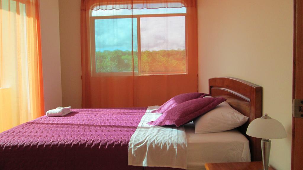Ariana'S Galapagos Hostal Puerto Ayora  Exterior foto